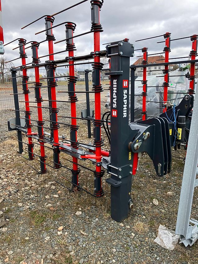 Saphir Strohstriegel Clearstar 485