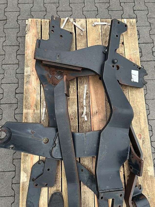 Alö Satz Anbauteile zum CASE IH JX 90-95 bzw. NH TD 5050-5060