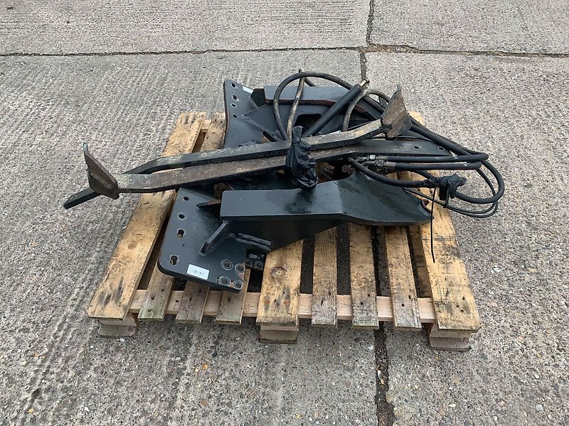 MX USED MX Loader Brackets to suit Boomer 45/50 For Sale