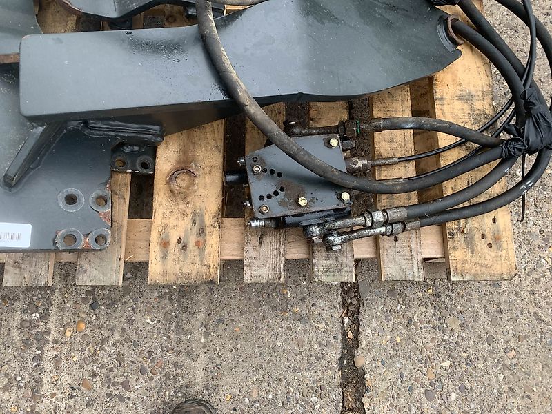 MX USED MX Loader Brackets to suit Boomer 45/50 For Sale