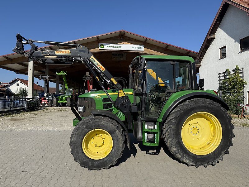 John Deere 6230 mit Frontlader