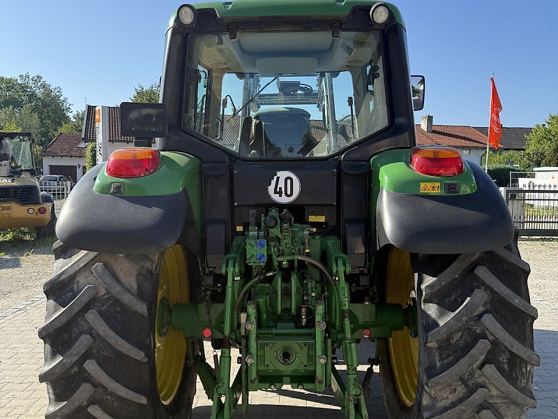 John Deere 6230 mit Frontlader