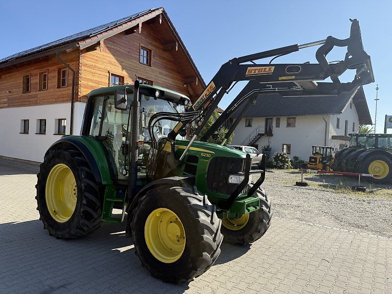 John Deere 6230 mit Frontlader