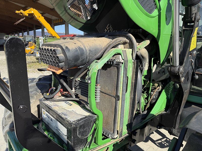 John Deere 6230 mit Frontlader