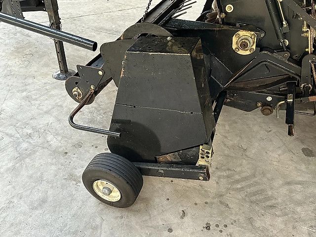 New Holland BB9060 Cropcutter