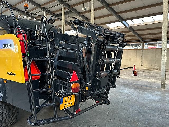 New Holland BB9060 Cropcutter