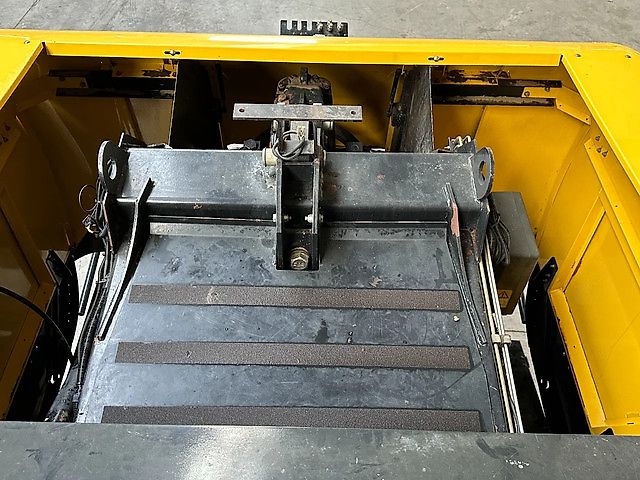 New Holland BB9060 Cropcutter