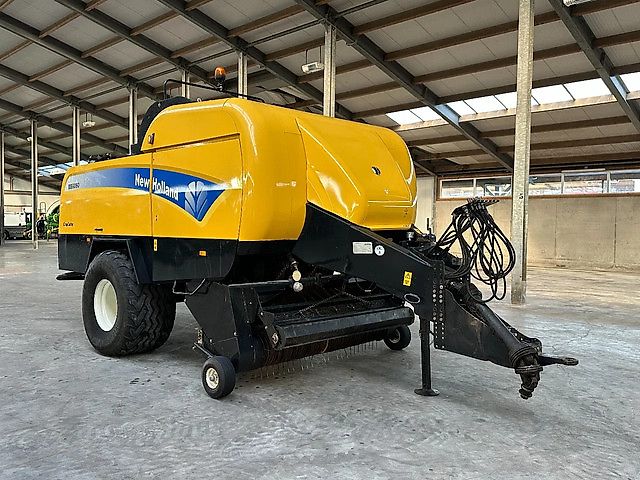 New Holland BB9060 Cropcutter