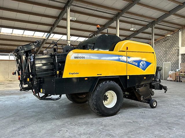 New Holland BB9060 Cropcutter