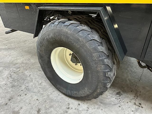 New Holland BB9060 Cropcutter