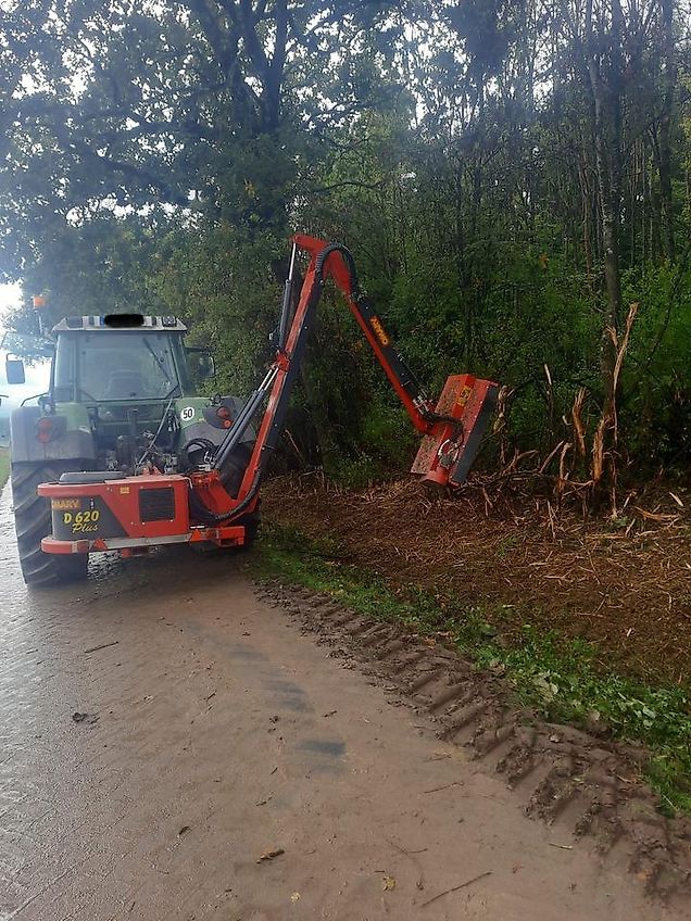 Omarv Böschungsmulcher Auslegemulcher Schlegelmulcher Mulcher