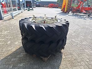 Vredestein 16.9R34 MOLCON DUBBELLUCHT Vredestein 16.9R34 MOLCON DUBBELLUCHT