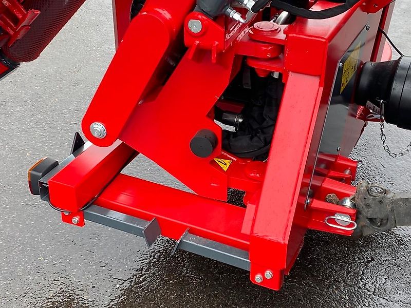 Omarv Böschungsmulcher Auslegemulcher Schlegelmulcher Mulcher