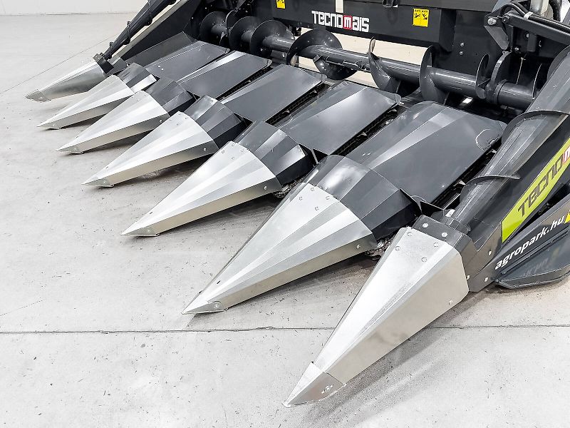 Tecnomais TMRP2 6R-F corn header, 6 row, foldable, 75 cm, for John Deere W and T combines, chopper, stalk crushers