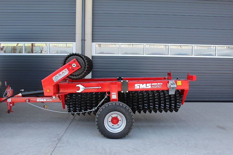 SMS Ackerwalze mit Prismenringen Teran 700