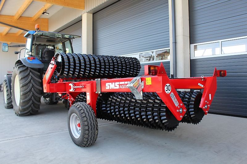 SMS Ackerwalze mit Prismenringen Teran 700