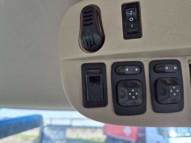 John Deere 6215R, GPS, 50km/h