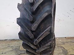 Bridgestone 650/75R38 Bridgestone VT-Tractor VF gebruikt 60MM met vulkanisatie nokken 11 stuks