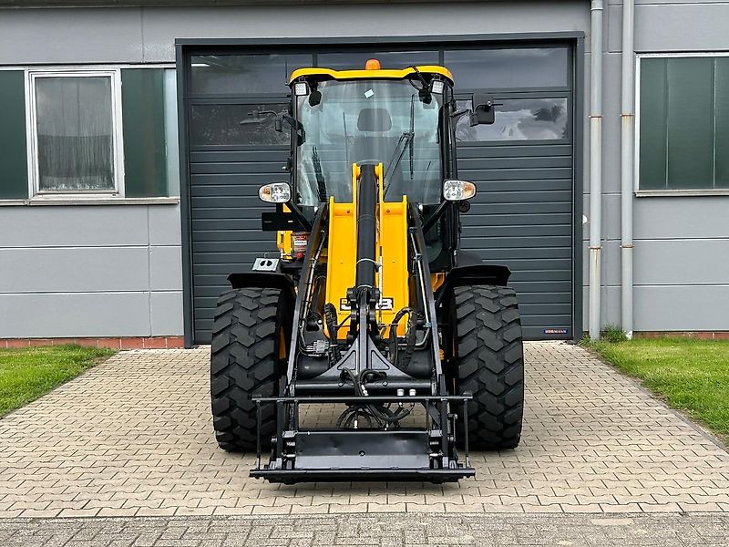JCB 409 - Euroaufnahme / 40km/h / Zentralschmieranlage