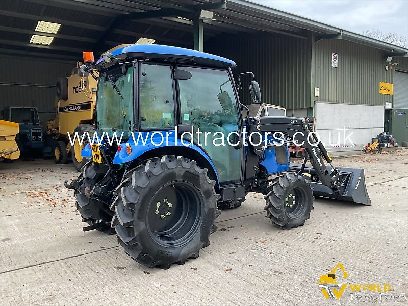 New Holland BOOMER 55