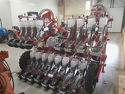 Agricola Italiana Groentezaaimachine