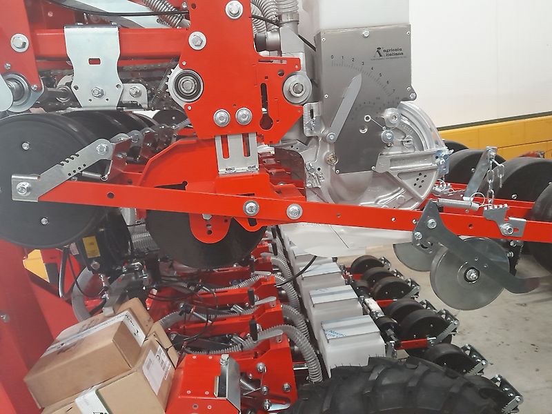 Agricola Italiana Groentezaaimachine