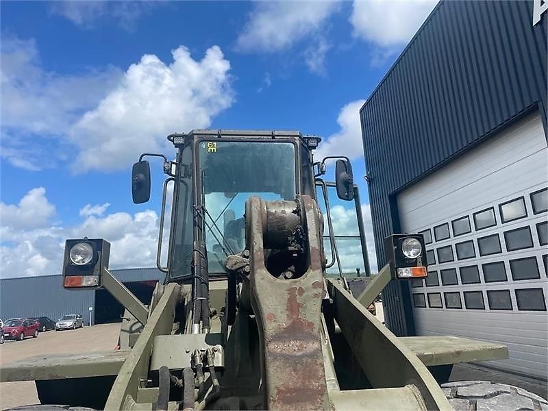 Case 721 med Volvo skift