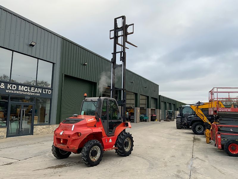 Manitou M30-4 Rough Terrain Fork lift (ST24957)