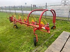 Wolf-Landtechnik Sternschwader mit Stützrädern