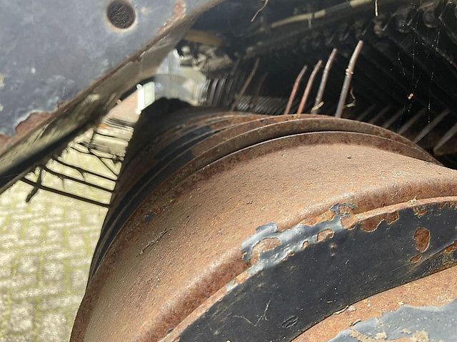 Deutz-Fahr K570 opraapwagen