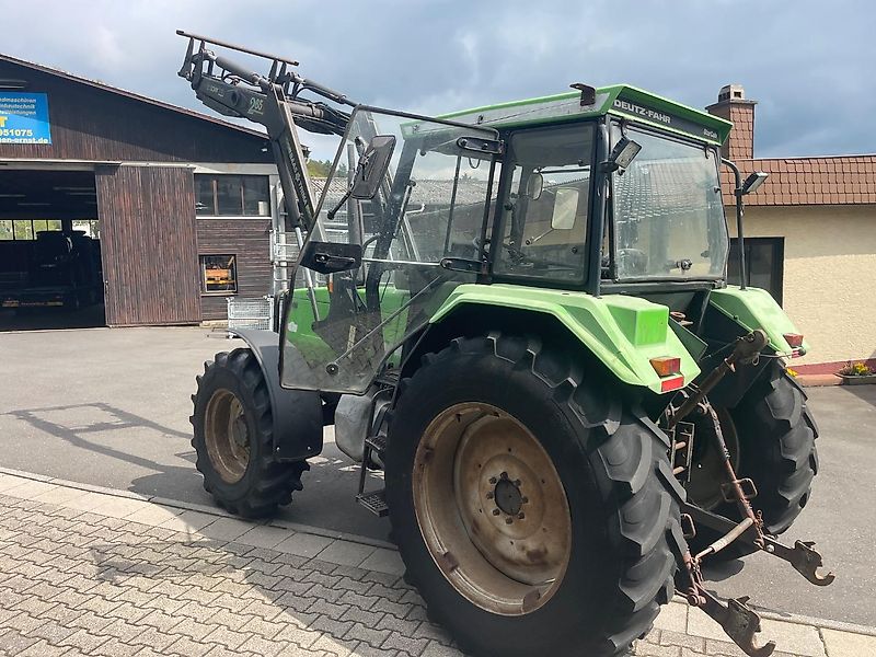 Deutz-Fahr DX 3.90 / D1070AS ä 3.60 3.70 Allradtraktor mit Frontlader