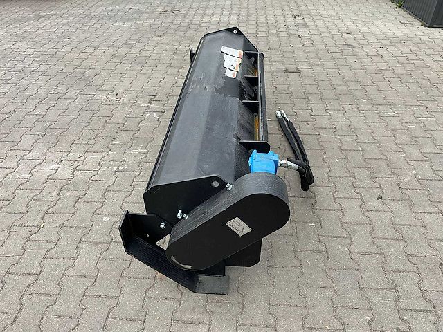 2025 - Easy-Going Tiller.