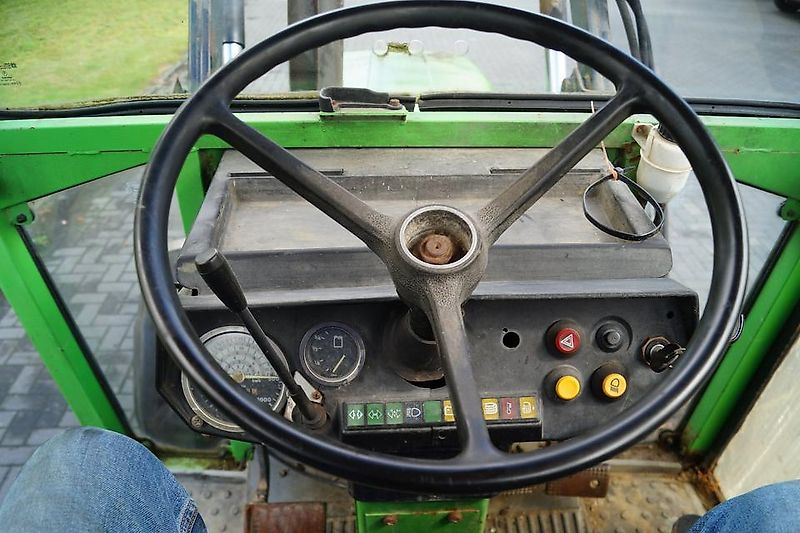 Deutz 7207C mit Frontlader