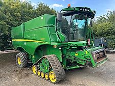 John Deere S690