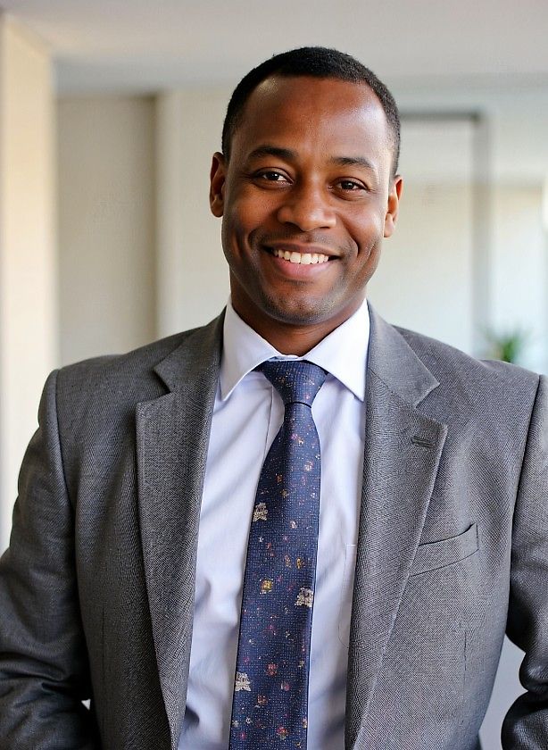 Pogovorni partner Gospod Victor Riwa