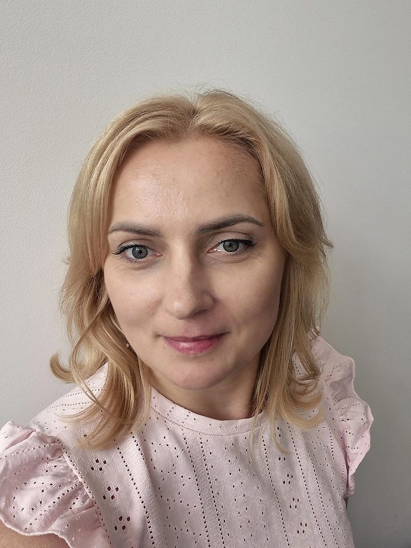Pogovorni partner Gospa Aneta Nartowicz
